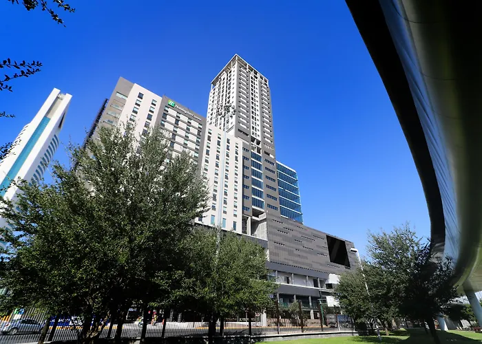 Inn Express - - FundidoraHotel Monterrey